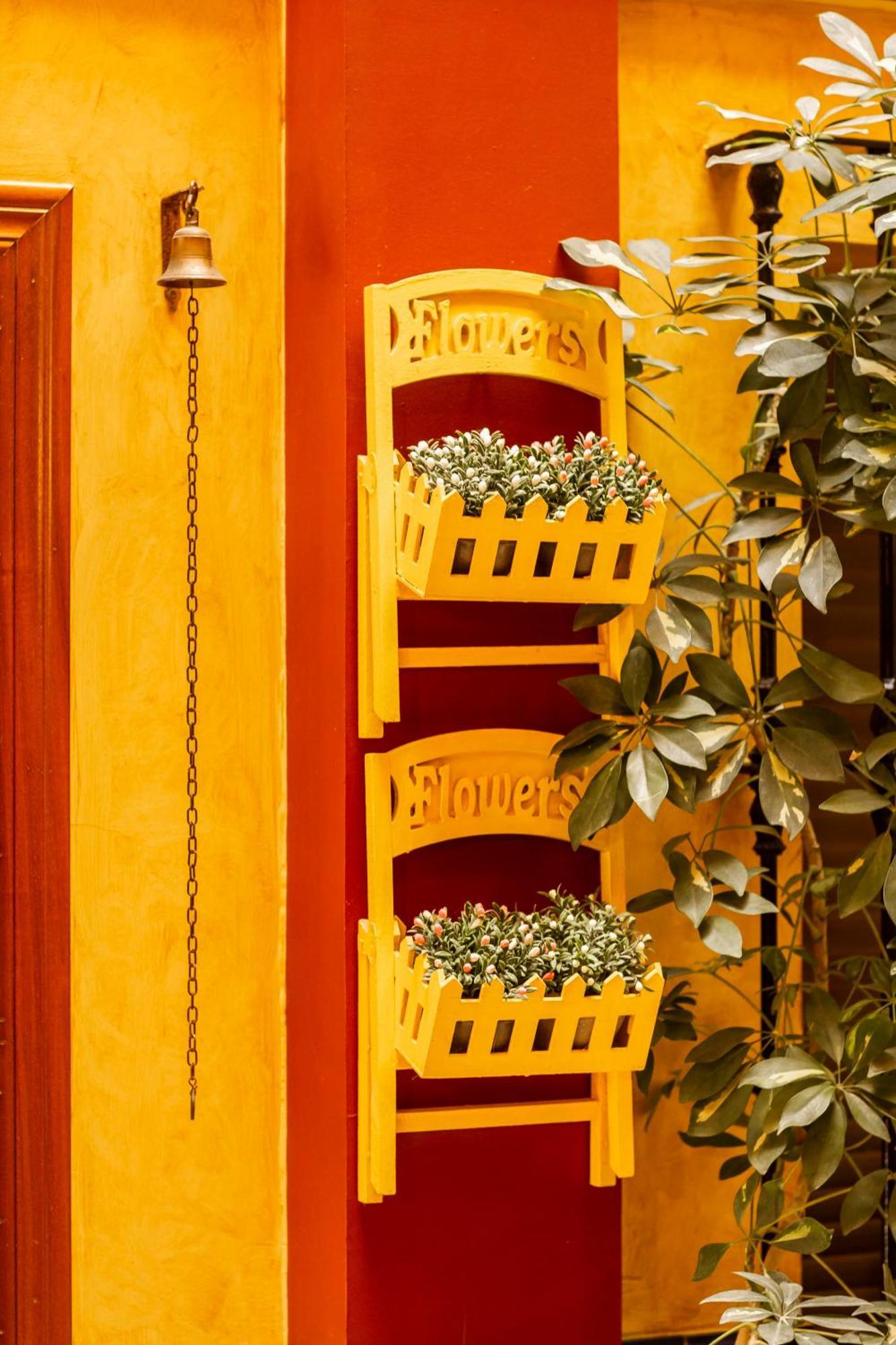Pensión Macarena Sevilha Exterior foto