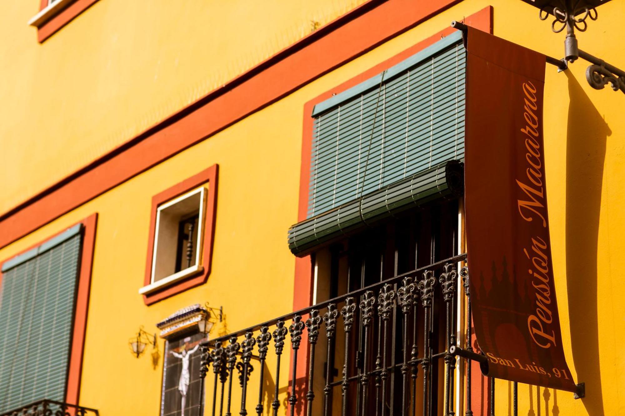 Pensión Macarena Sevilha Exterior foto